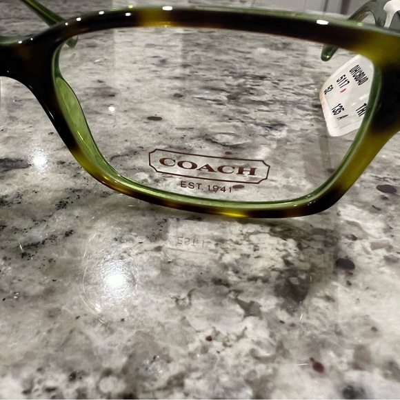 Brand new women’s coach frame. - Picture 2 of 6
